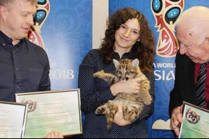 Messi, suarez i neymar žive u zoološkom vrtu saranska Messi, suarez i neymar žive u zoološkom vrtu saranska