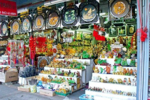 Vino iz zmija i drugih suvenira, koje bi se trebalo izbjeći Vino iz zmija i drugih suvenira, koje bi se trebalo izbjeći